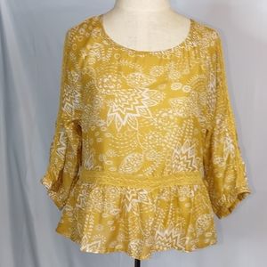 Sun & Shadow Boho Cropped Yellow Blouse EUC Size S